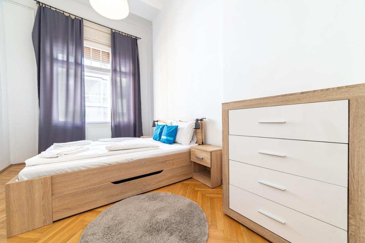 W25 Smart Apartment Будапеща Екстериор снимка