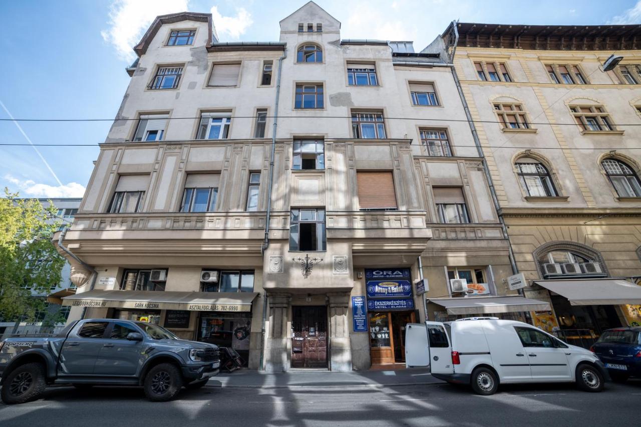 W25 Smart Apartment Будапеща Екстериор снимка